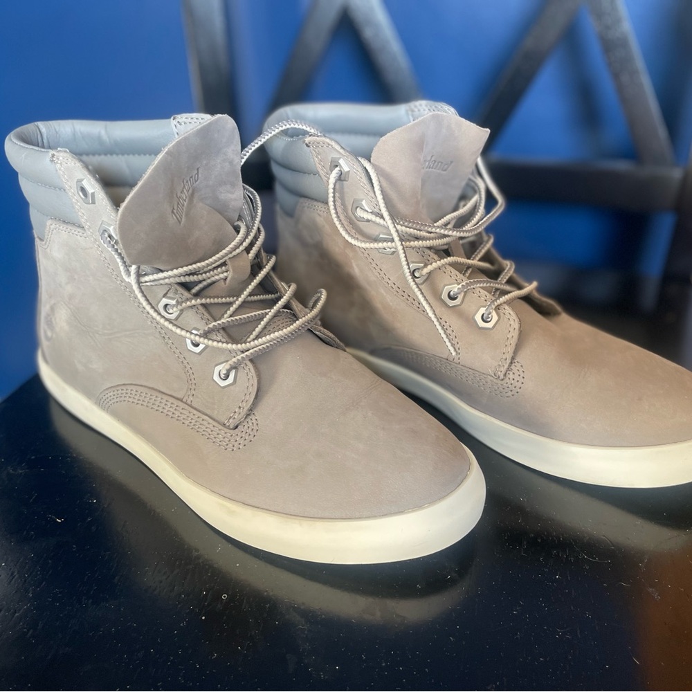 Timberland Gray Combat Moto Boots with High-Top Design